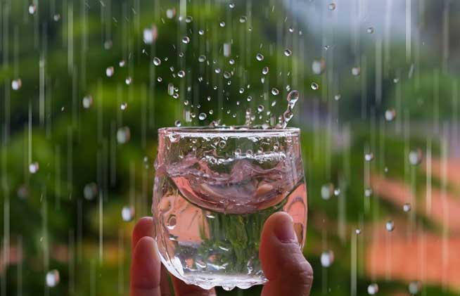 Nên xem] Nước mưa có sạch không khi dùng để uống và sinh hoạt